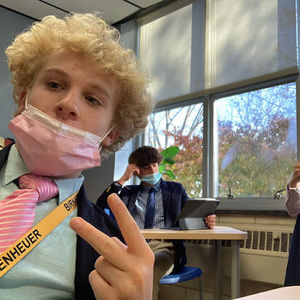 Meet your Posher, Leo